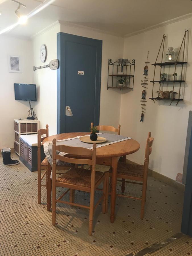 Maison de pays à 2 pas de la mer et du centre La Tranche-sur-Mer Esterno foto